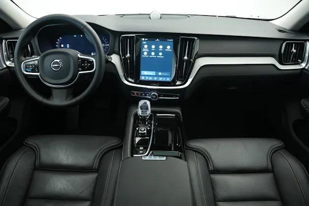 VOLVO V60 T8 eAWD Plug in Hybrid Ultra Dark Geartronic