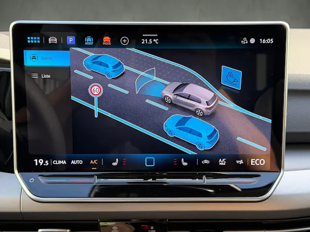 VW Golf 1.5 TSI PHEV Life