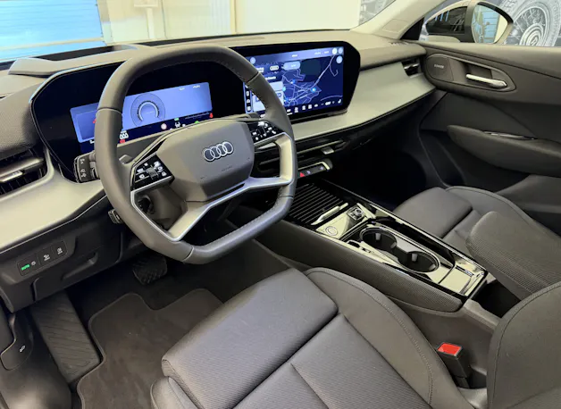 AUDI Q3 SUV 110 kW TFSI S tronic