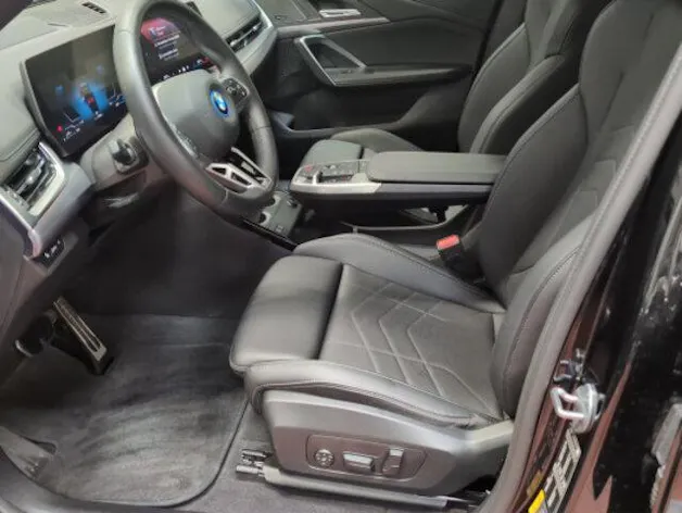 BMW X1 U11 30e xDrive paddles