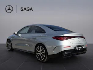 MERCEDES-BENZ CLA 220 AMG Line 4matic