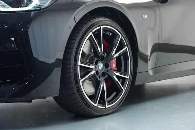 BMW M240i xDrive M Sport Pro Steptronic *CH-Fahrzeug* *Facelift*