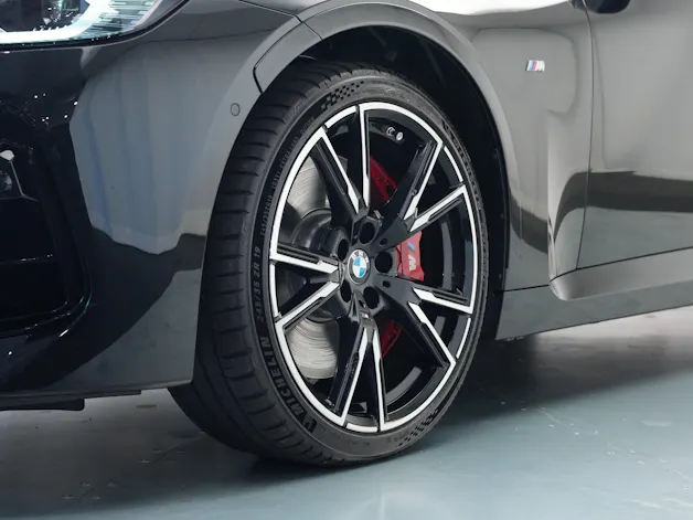 BMW M240i xDrive M Sport Pro Steptronic *CH-Fahrzeug* *Facelift*