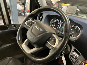 IVECO 35S21 HA8D AUTOMATIK 210 PS