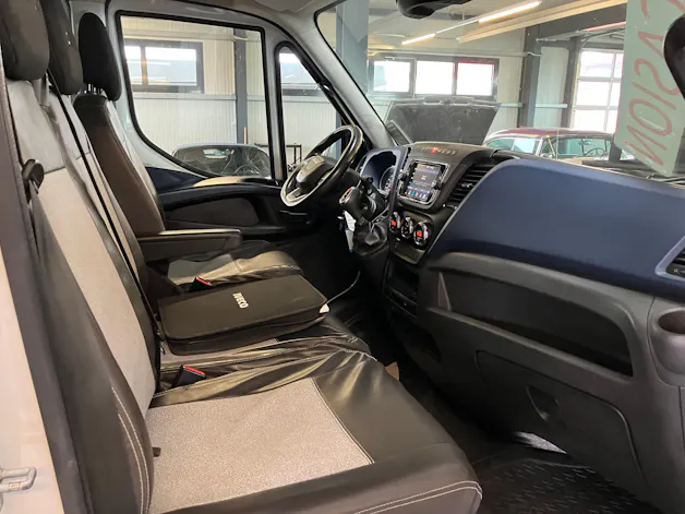 IVECO 35S21 HA8D AUTOMATIK 210 PS