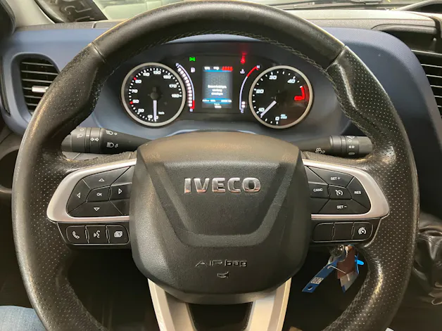 IVECO 35S21 HA8D AUTOMATIK 210 PS