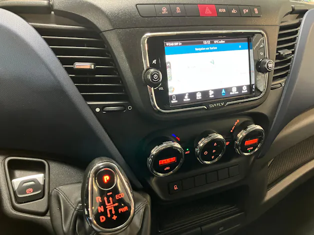 IVECO 35S21 HA8D AUTOMATIK 210 PS