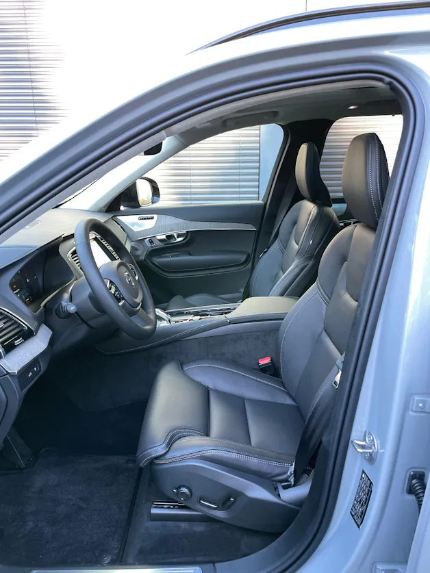 VOLVO XC90 T8 eAWD PluginHybrid Ultra Dark Geartronic