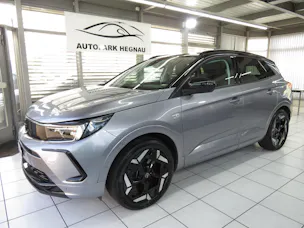 OPEL Grandland 1.6 Hybrid 4x4 GSe Automat (AHK 1'250 kg)