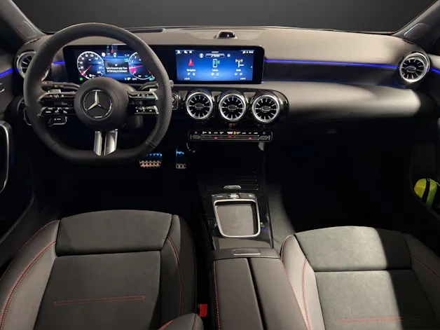 MERCEDES-BENZ A 200 Night Star 7G-DCT