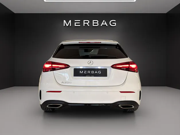 MERCEDES-BENZ A 200 Night Star 7G-DCT