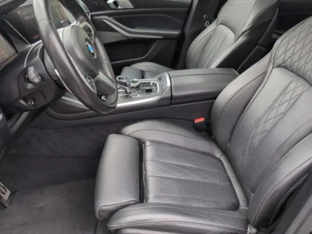 BMW X7 G07 M50i