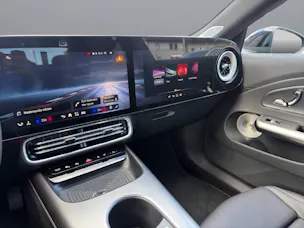 MERCEDES-BENZ CLA 350 Progressive 4matic