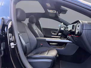 MERCEDES-BENZ CLA 350 Progressive 4matic