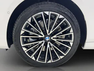 BMW 2er Reihe U06 Active Tourer 230e xDrive paddles