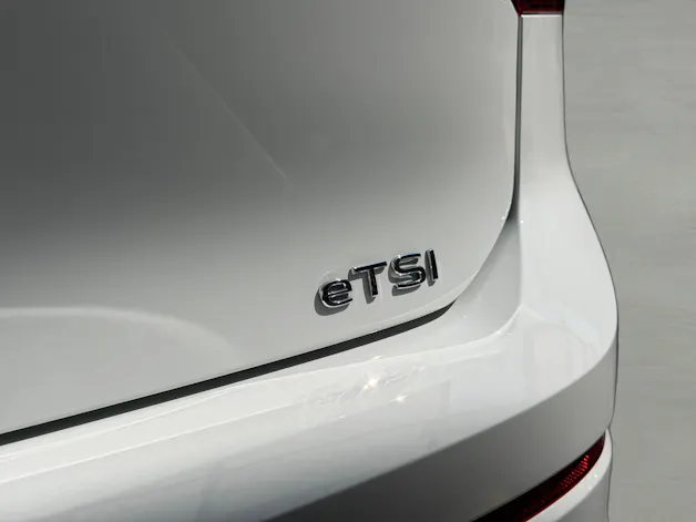 VW Golf 1.5 e TSI mHEV Value DSG