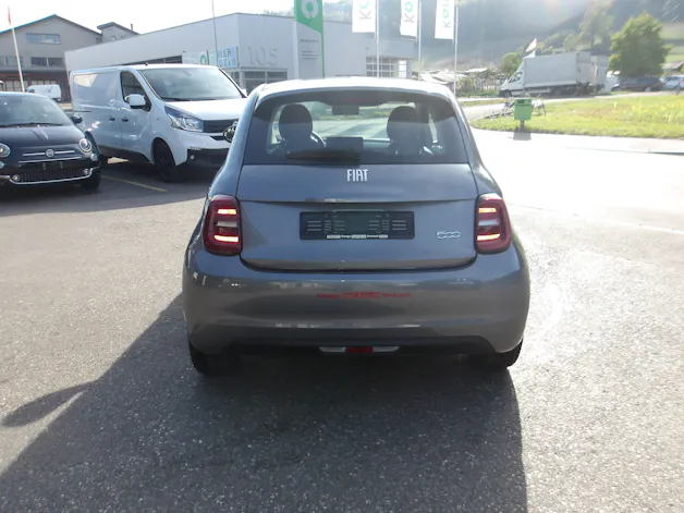 FIAT 500 electric 87 kW Icon