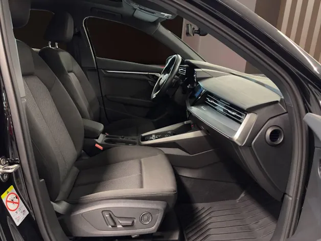 AUDI A3 Sportback 35 TFSI Attraction S-tronic