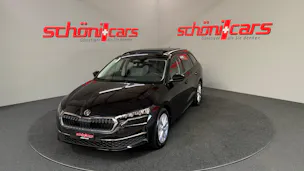 SKODA Octavia Combi 2.0 TSI DSG Selection 4x4