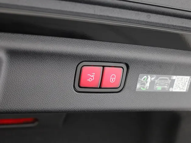 MERCEDES-BENZ C400 4Matic elektrisch
