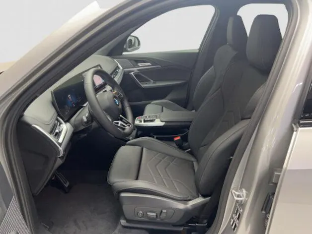 BMW X1 U11 20i sDrive paddles