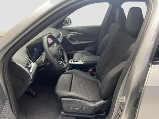 BMW X1 U11 20i sDrive paddles