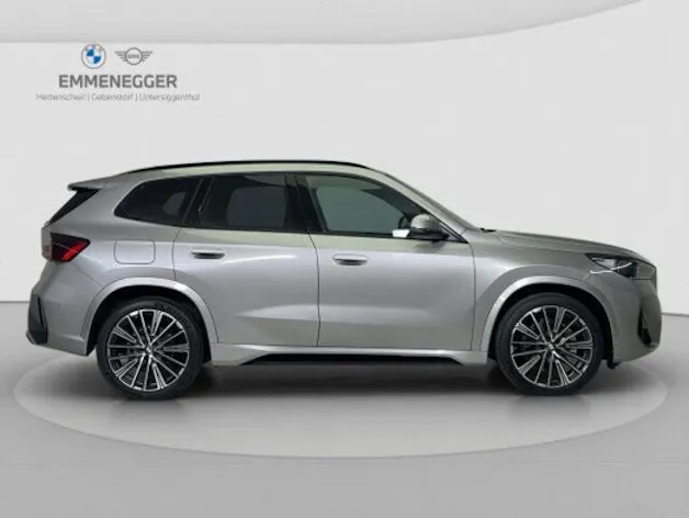 BMW X1 U11 20i sDrive paddles