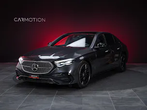MERCEDES-BENZ E 220 d AMG Line Limousine / Hyperscreen / Panorama-Schiebedach / Burmester