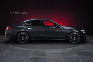 MERCEDES-BENZ E 220 d AMG Line Limousine / Hyperscreen / Panorama-Schiebedach / Burmester