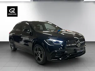MERCEDES-BENZ GLA 200 Night Star 7G-DCT