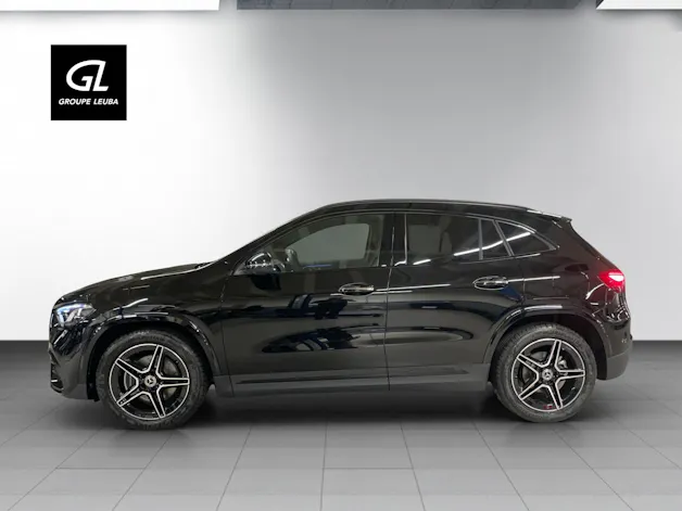 MERCEDES-BENZ GLA 200 Night Star 7G-DCT