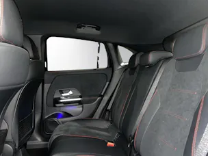 MERCEDES-BENZ GLA 200 Night Star 7G-DCT