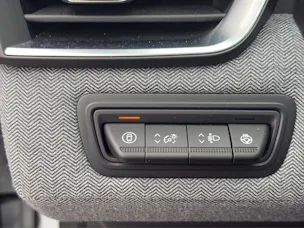 RENAULT Clio 1.6 E-Tech Techno