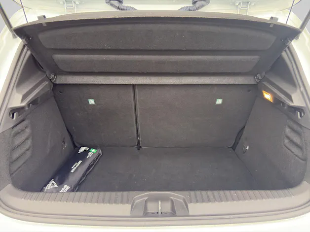 RENAULT Clio 1.6 E-Tech Techno