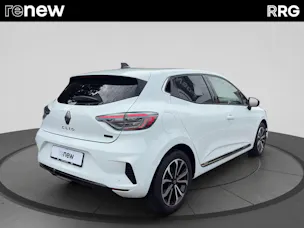 RENAULT Clio 1.6 E-Tech Techno