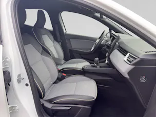 RENAULT Clio 1.6 E-Tech Techno