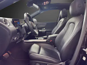 MERCEDES-BENZ EQA 300 4Matic