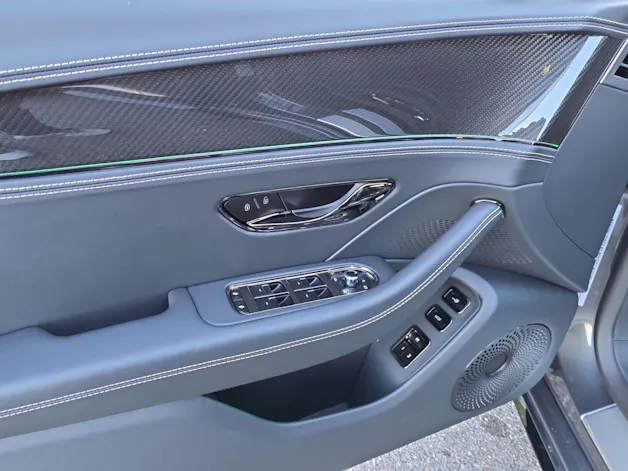 BENTLEY NEW Flying Spur S V8