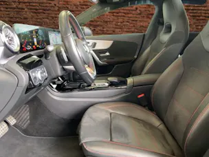MERCEDES-BENZ CLA SB 250 AMG Line 4M 7G