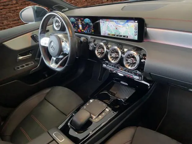 MERCEDES-BENZ CLA SB 250 AMG Line 4M 7G