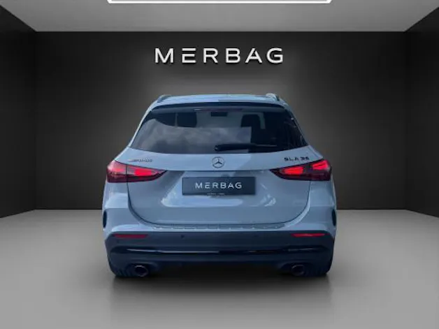 MERCEDES-BENZ GLA AMG 35 4Matic 8G-DCT