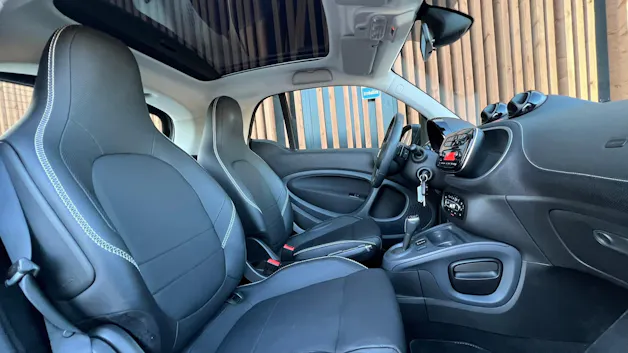 SMART FORTWO BRABUS XCLUSIVE TWINMATIC l 109 PS