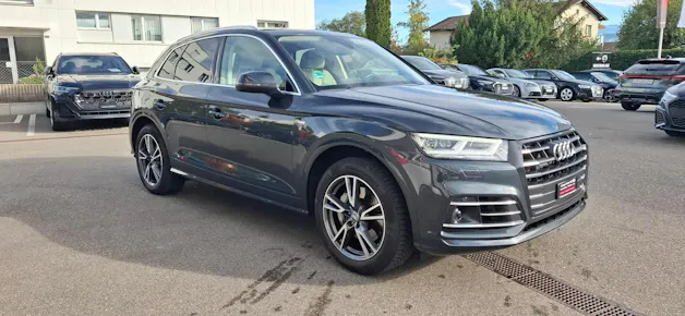 AUDI Q5 55 TFSI e quattro