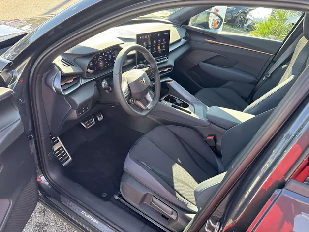 CUPRA Terramar 1.5 eTSi DSG-Automat