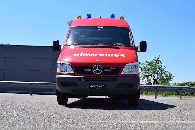 MERCEDES-BENZ SPRINTER 416 CDI DUO AUTOMATIK FEUERWEHR l 156 PS
