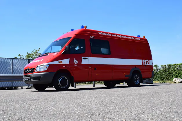 MERCEDES-BENZ SPRINTER 416 CDI DUO AUTOMATIK FEUERWEHR l 156 PS