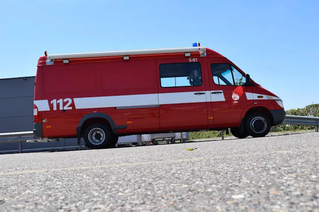 MERCEDES-BENZ SPRINTER 416 CDI DUO AUTOMATIK FEUERWEHR l 156 PS