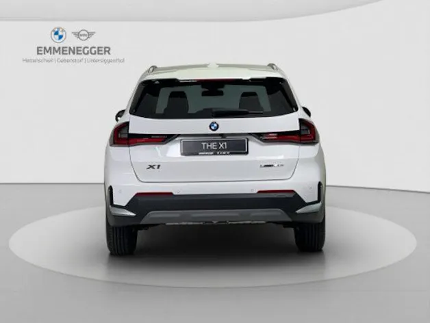 BMW X1 U11 20i sDrive