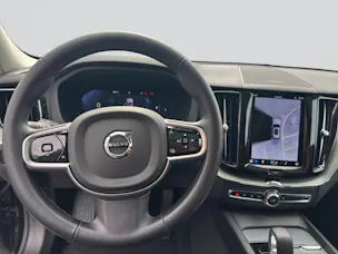 VOLVO XC60 B5 Benzin Mild Hybrid AWD Plus Dark Geartronic