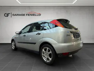 FORD Focus 2.0i 16V Trend